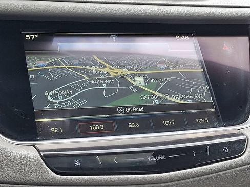 Used 2018 Cadillac XT5 Luxury w/ Driver Awareness Package AWD/4WD image 17