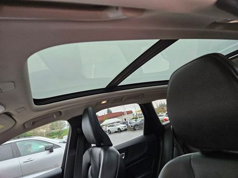 Used 2023 Volvo XC60 B5 Plus w/ Climate Package image 18