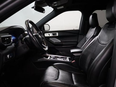 Used 2020 Ford Explorer ST w/ Premium Technology Package AWD/4WD image 12