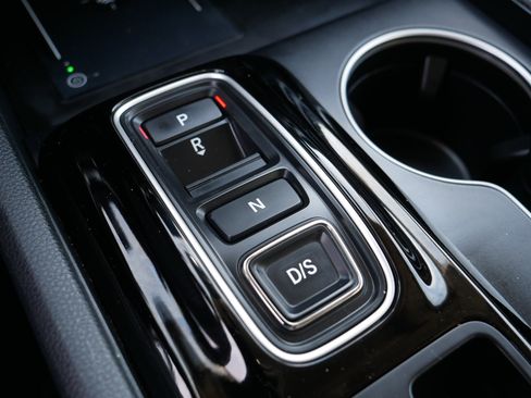 Used 2023 Honda Pilot Elite image 24