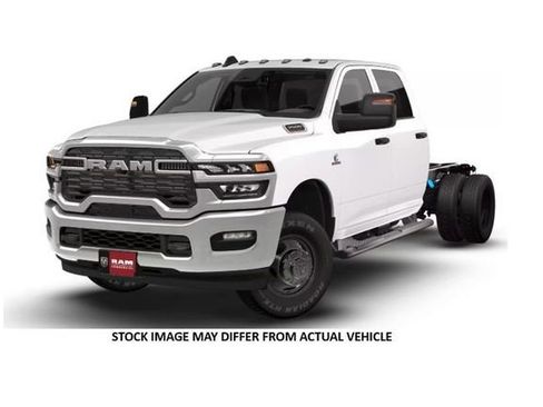 New 2026 RAM 3500 Big Horn AWD/4WD image 1