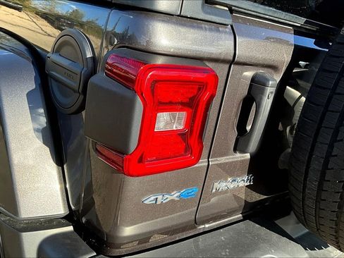 Used 2021 Jeep Wrangler Unlimited Sahara w/ Cold Weather Group image 24