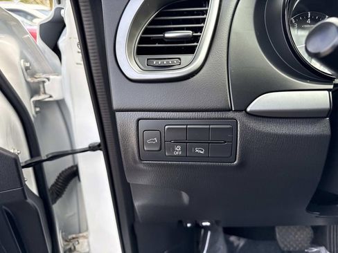 Used 2022 MAZDA CX-9 Touring image 34