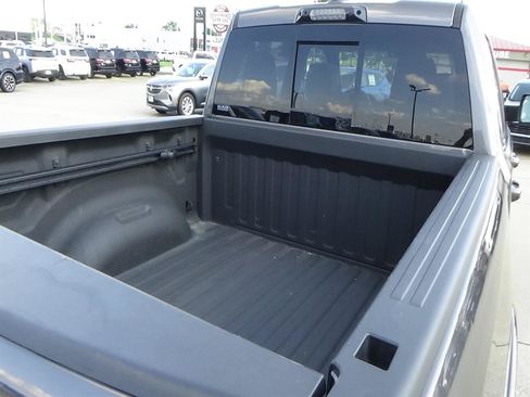 Used 2021 RAM 1500 Limited AWD/4WD image 11