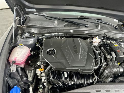 Used 2025 Hyundai Sonata SEL FWD image 31