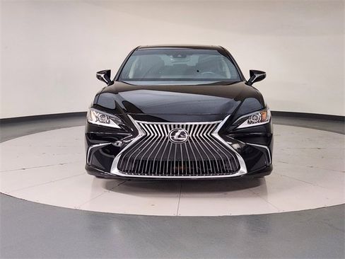 Used 2020 Lexus ES 350 w/ Premium Package image 9