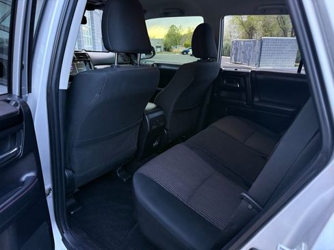 Used 2021 Toyota 4Runner TRD Off-Road image 28