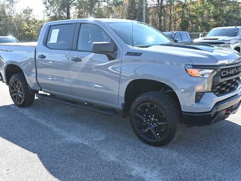 Used 2024 Chevrolet Silverado 1500 Custom Trail Boss w/ LPO, Dark Essentials Package image 7