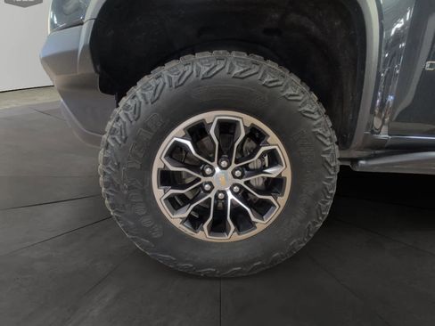 Used 2019 GMC Sierra 1500 SLE w/ SLE Value Package image 14