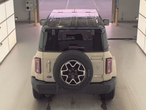 Used 2025 Ford Bronco Outer Banks image 6