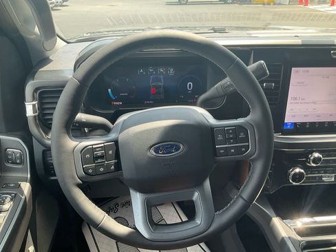 New 2026 Ford F250 Lariat w/ Chrome Package AWD/4WD image 24