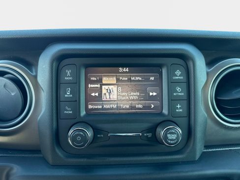 Used 2020 Jeep Gladiator Sport w/ Quick Order Package 24S AWD/4WD image 24