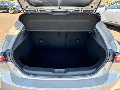 Used 2024 MAZDA MAZDA3 s FWD image 11