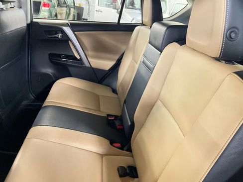 Used 2016 Toyota RAV4 Limited image 24