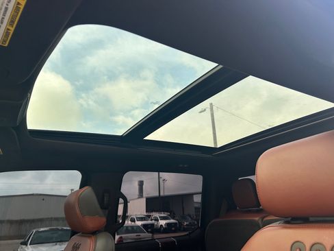 Used 2022 Ford F350 King Ranch w/ King Ranch Ultimate Package image 23