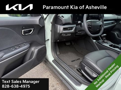 New 2026 Kia K4 EX FWD image 17