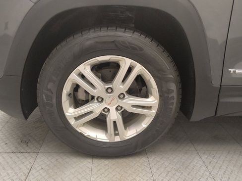 Used 2020 GMC Terrain SLE w/ Driver Convenience Package image 31