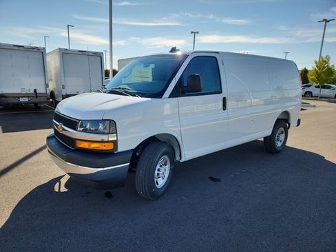 New 2025 Chevrolet Express 3500 w/ Driver Convenience Package RWD image 3
