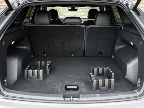 Used 2023 Volkswagen Atlas Cross Sport SEL image 17