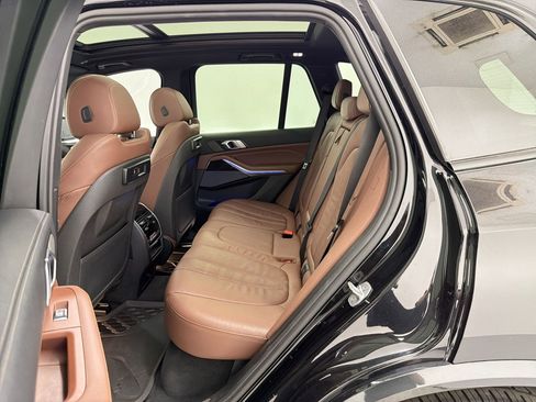 Used 2020 BMW X5 xDrive40i w/ M Sport Package image 13