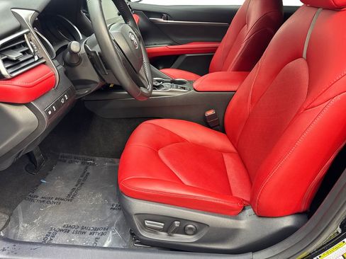 Used 2024 Toyota Camry XSE FWD image 26