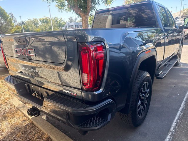 Used 2020 GMC Sierra 2500 AT4 w/ AT4 Premium Package AWD/4WD image 2
