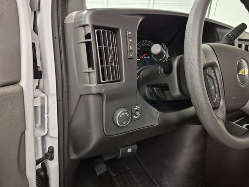 New 2025 Chevrolet Express 2500 w/ Driver Convenience Package image 18