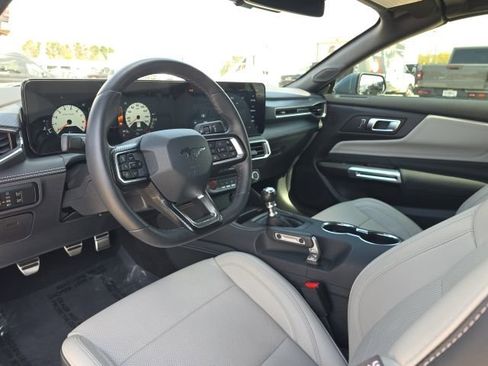 Used 2024 Ford Mustang GT Premium image 23