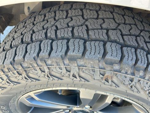 Used 2022 Ford F150 XLT w/ Equipment Group 302A High AWD/4WD image 9