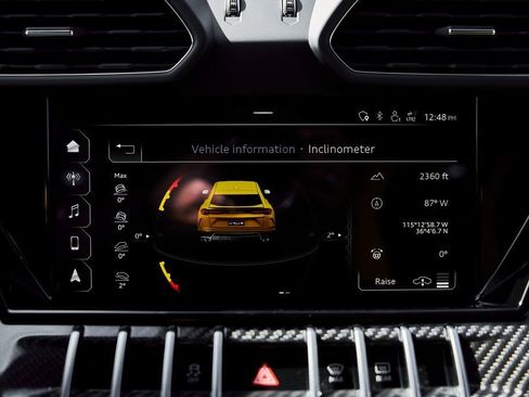 Used 2021 Lamborghini Urus AWD/4WD image 76