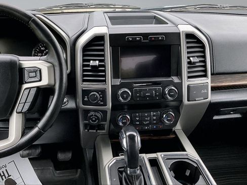 Used 2019 Ford F150 Lariat w/ Max Trailer Tow Package AWD/4WD image 6