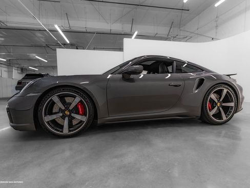 Used 2022 Porsche 911 Turbo image 22