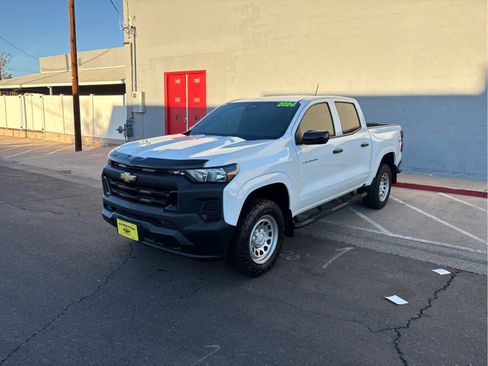 Used 2024 Chevrolet Colorado W/T w/ Advanced Trailering Package image 2