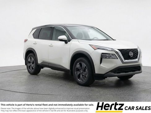 Used 2025 Nissan Rogue SV AWD/4WD image 1