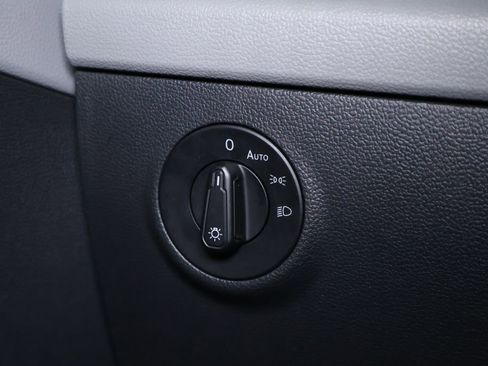 Used 2024 Volkswagen Taos S image 23