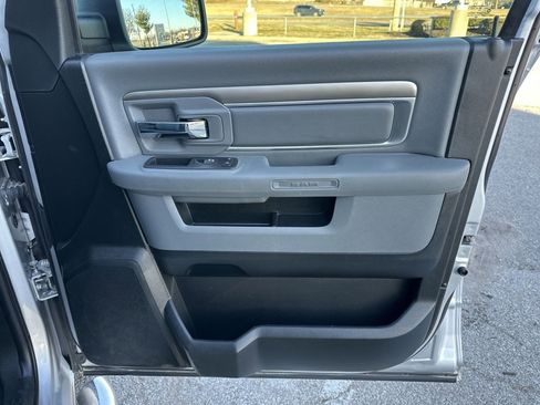 Used 2017 RAM 1500 Classic SLT image 55
