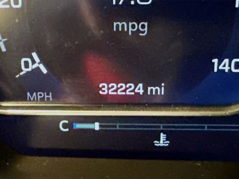 Used 2023 Chevrolet Silverado 1500 LT image 19