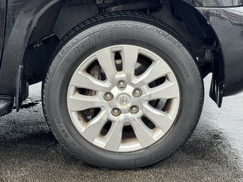 Used 2014 Toyota Sequoia Platinum image 19