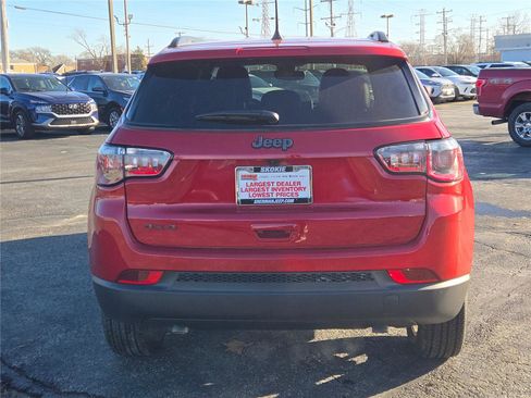 New 2026 Jeep Compass Latitude image 15