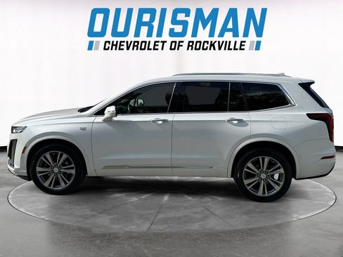 Used 2022 Cadillac XT6 Premium Luxury w/ Technology Package AWD/4WD image 3