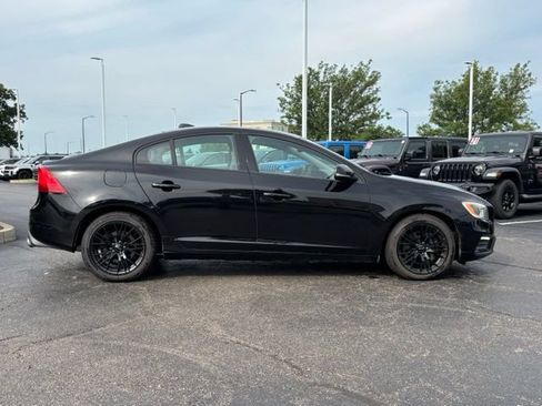 Used 2017 Volvo S60 T5 Dynamic w/ Vision Package AWD/4WD image 14