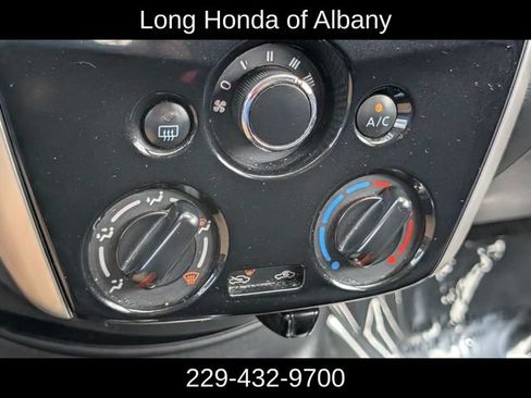 Used 2016 Nissan Versa Note FWD image 23