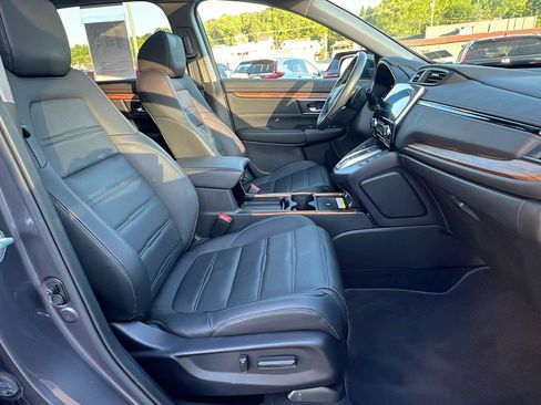 Used 2022 Honda CR-V Touring image 13