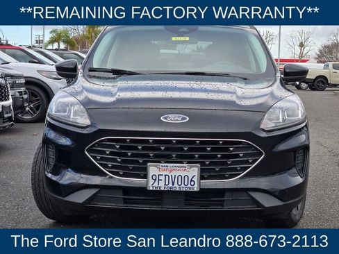 Certified 2022 Ford Escape SE w/ SE Sport Appearance Package image 4
