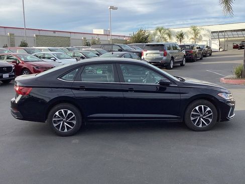 Used 2025 Volkswagen Jetta S image 2