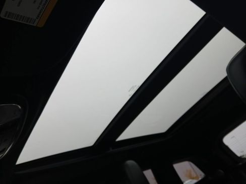 Used 2017 Jeep Grand Cherokee Limited w/ Luxury Group II image 7