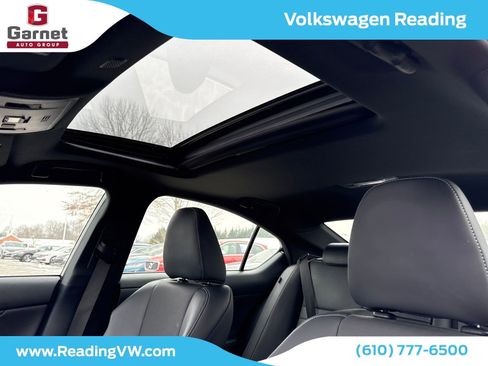 Used 2022 Lexus IS 350 F Sport image 10