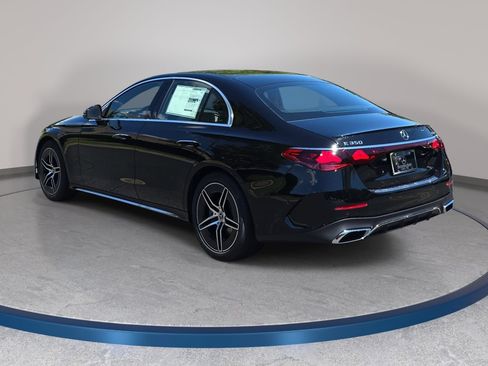 New 2026 Mercedes-Benz E 350 4MATIC Sedan image 7