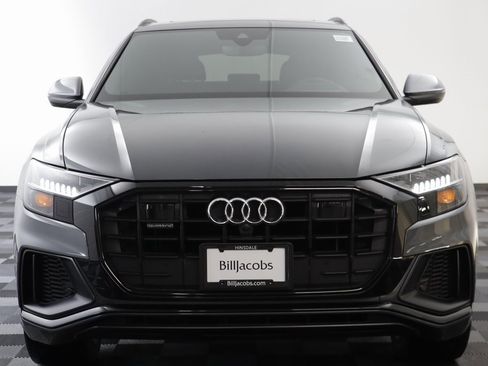 Used 2020 Audi Q8 Prestige w/ Prestige Package image 22