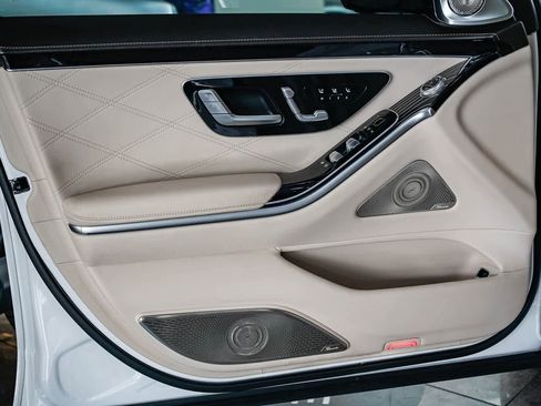 Certified 2024 Mercedes-Benz Maybach S 680 4MATIC image 23